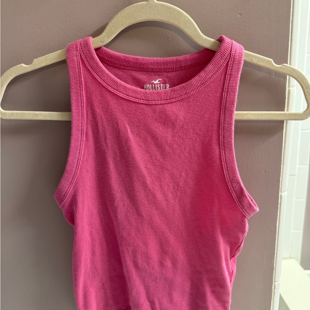 Hollister Fuchsia Ribbed Tank